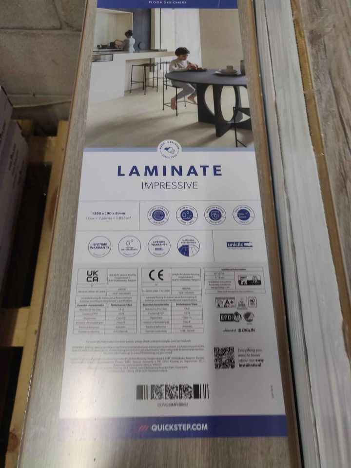 Quickstep Impressive Soft Oak Grey Laminate Flooring – £40 Per Pack (1.835 Sq Mtrs)